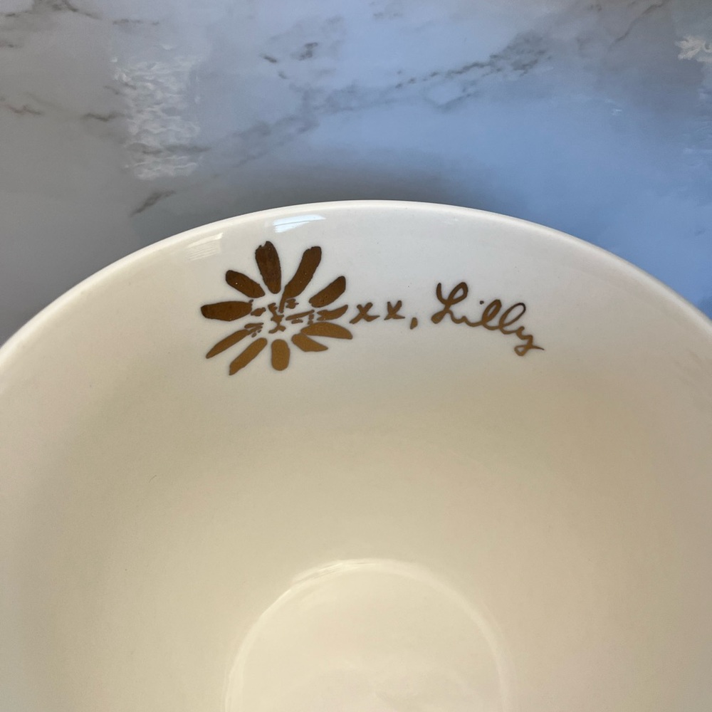 Pre owned 2 of Lily Pulitzer Gold Handle Lion Blue Floral Royal 12oz Coffee Mug - Picture 3 of 10